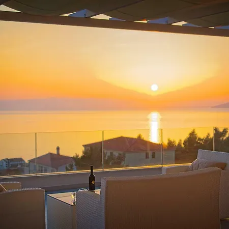 Ulika Макарска